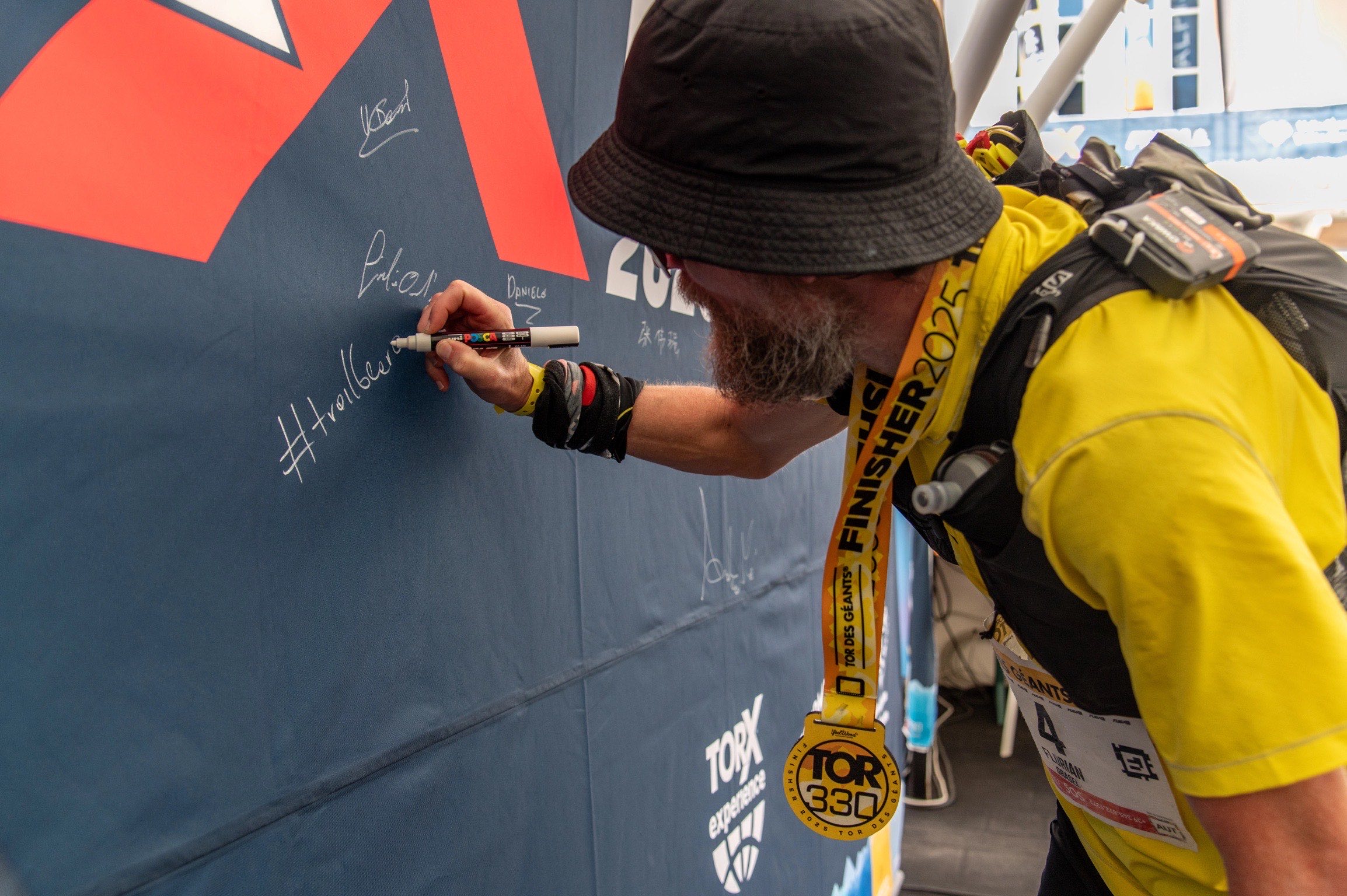 Finishline in Courmayeur nach 78 Stunden